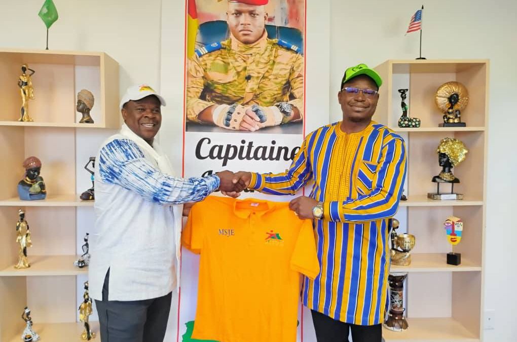 Ambassadeurs du volontariat national : un pont entre le Burkina Faso et les États-Unis